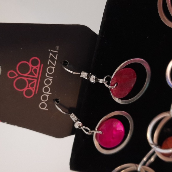 Paparazzi Earing,Necklace, and Bracelet set - Picture 5 of 5